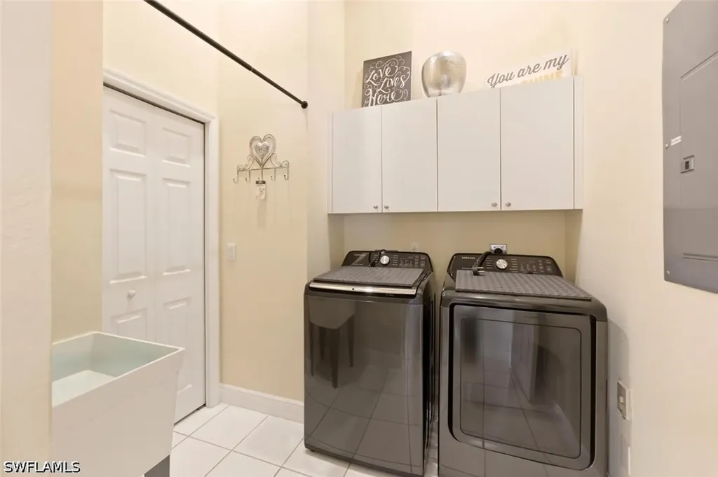 6720 Beach Resort Drive Naples FL 34114