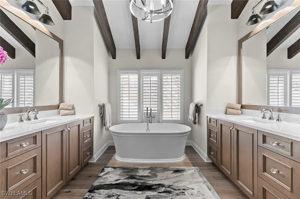 5850 Pelican Bay Boulevard Naples FL 34108