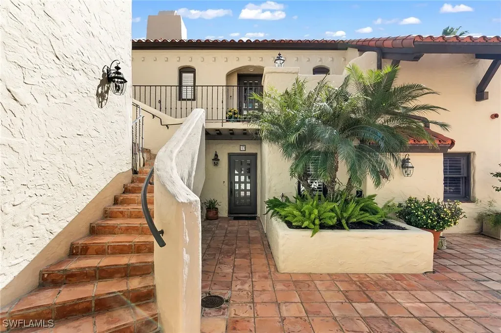 5850 Pelican Bay Boulevard Naples FL 34108