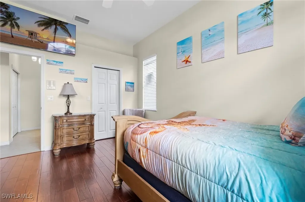 1811 SE 37th Terrace Cape Coral FL 33904