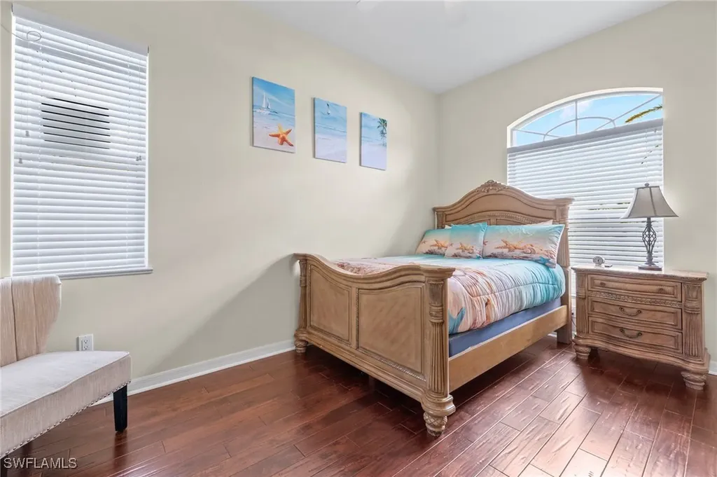 1811 SE 37th Terrace Cape Coral FL 33904