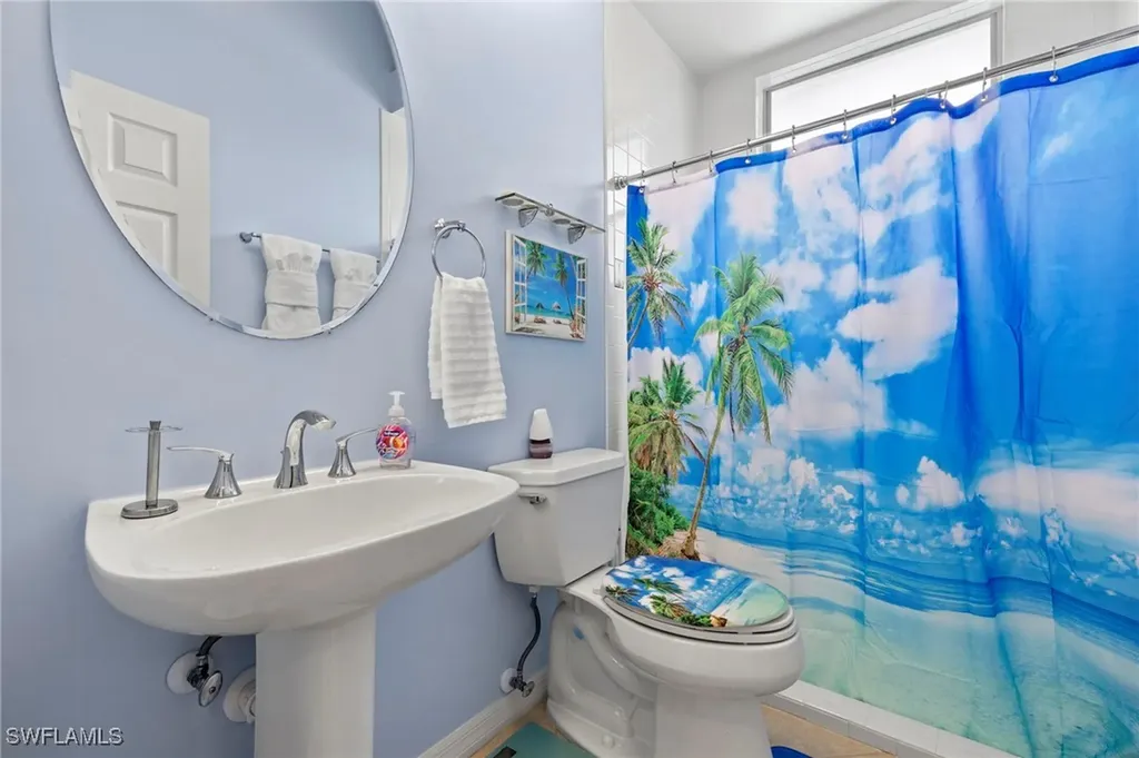 1811 SE 37th Terrace Cape Coral FL 33904