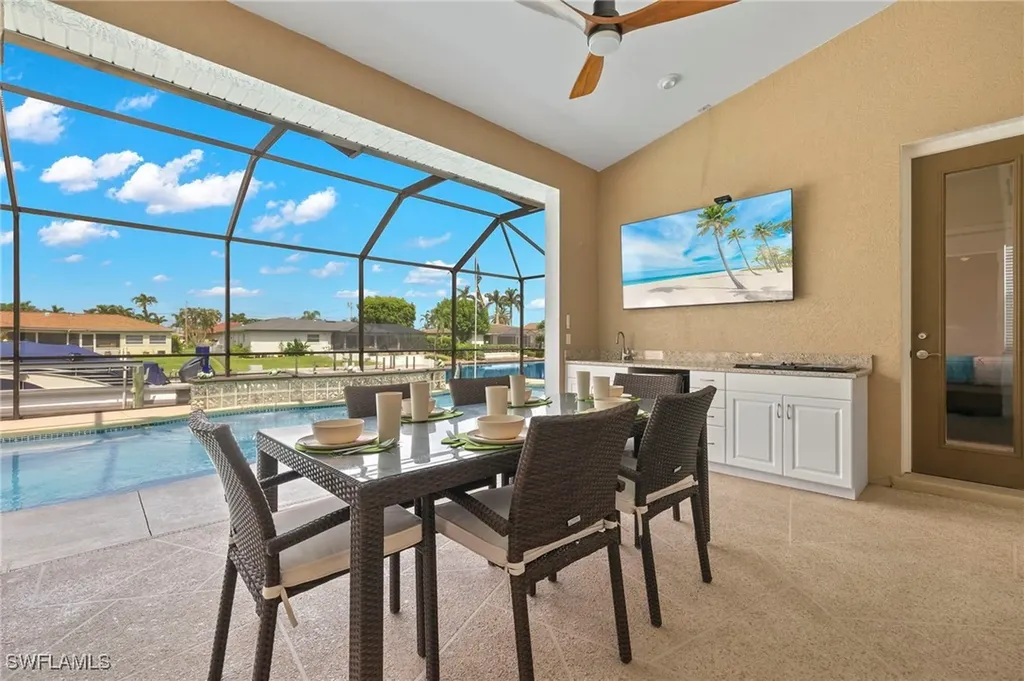 1811 SE 37th Terrace Cape Coral FL 33904