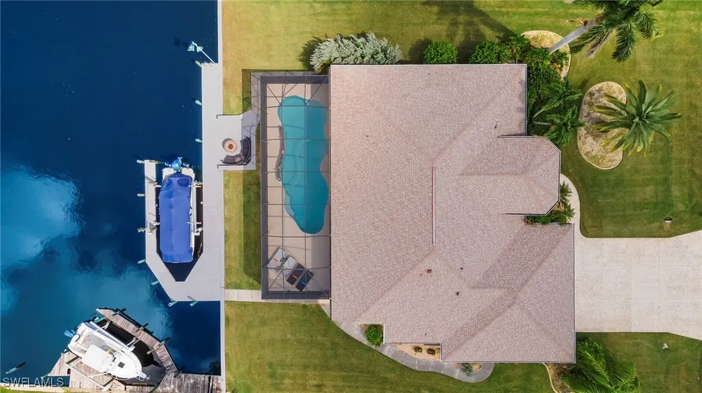 1811 SE 37th Terrace Cape Coral FL 33904