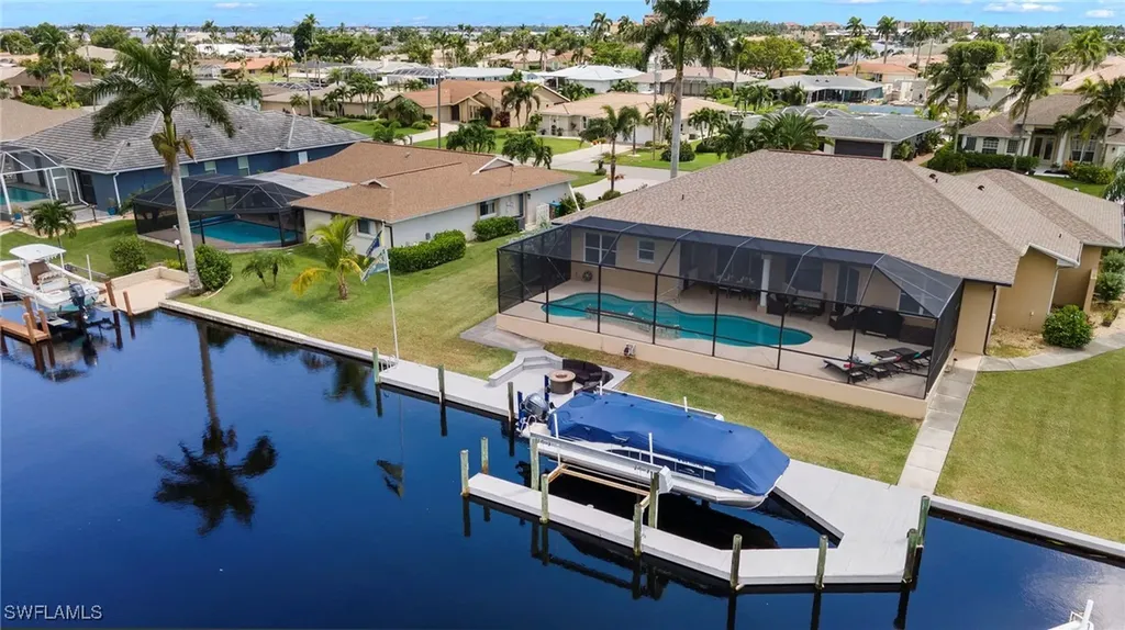 1811 SE 37th Terrace Cape Coral FL 33904