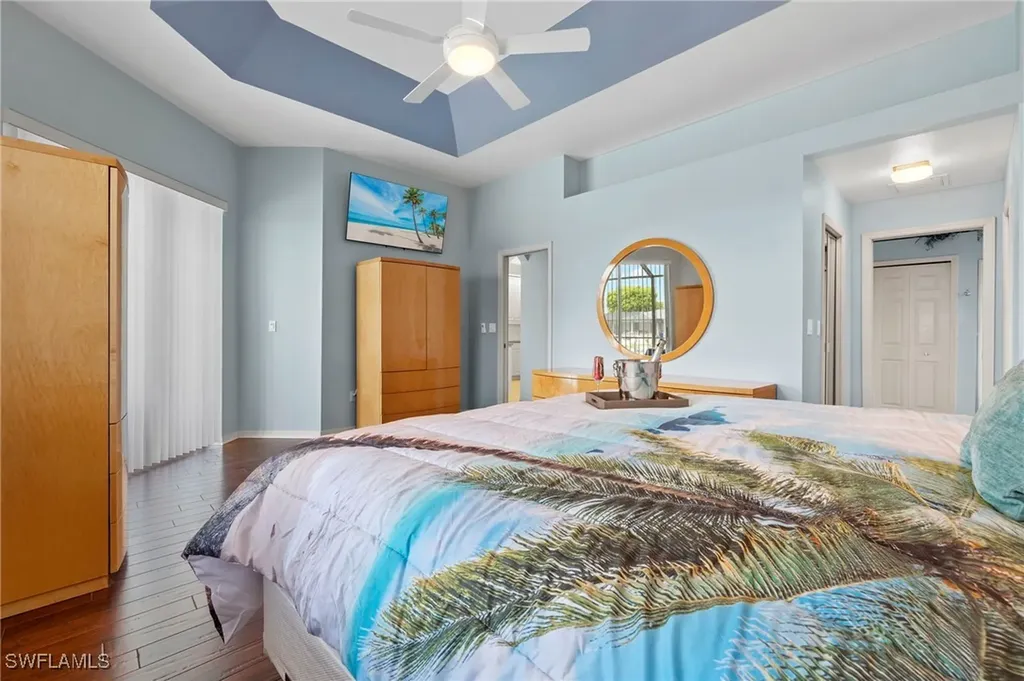 1811 SE 37th Terrace Cape Coral FL 33904