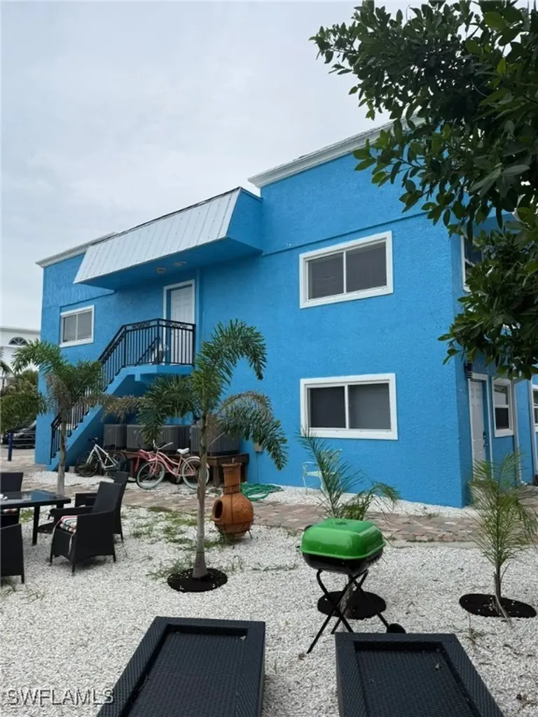 222 Fairweather Lane Fort Myers Beach FL 33931