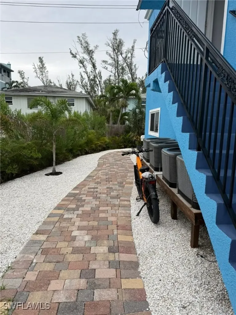 222 Fairweather Lane Fort Myers Beach FL 33931