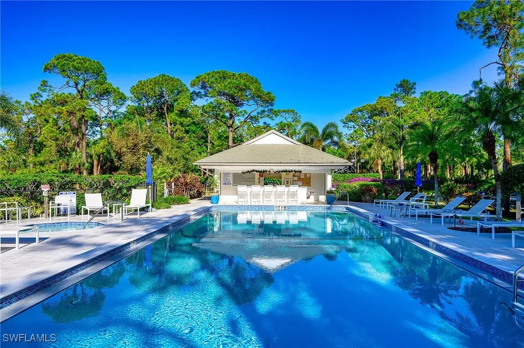 522 Wildwood Lane Naples FL 34105