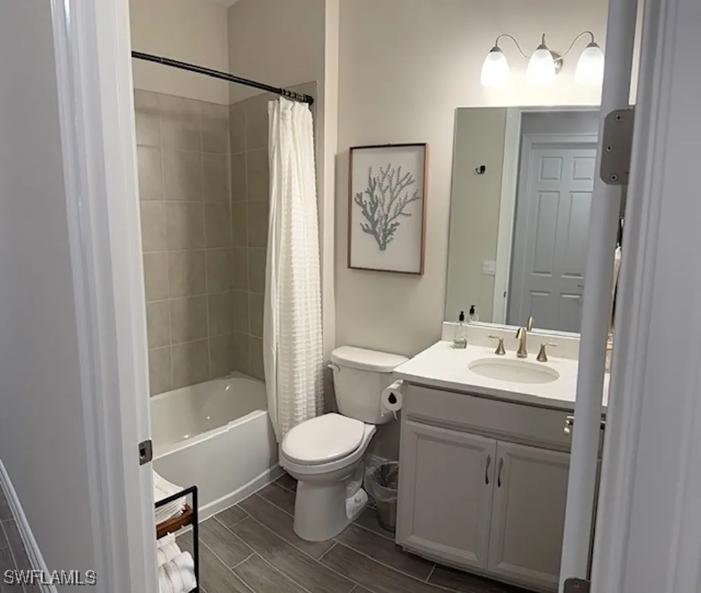 847 Enbrook Loop Naples FL 34114