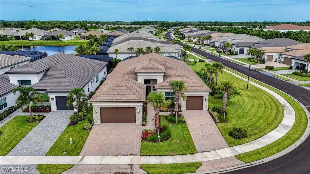12068 Azalea Way Naples FL 34120