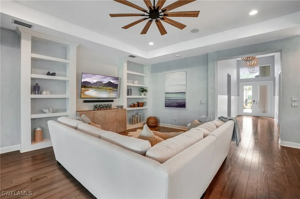12068 Azalea Way Naples FL 34120
