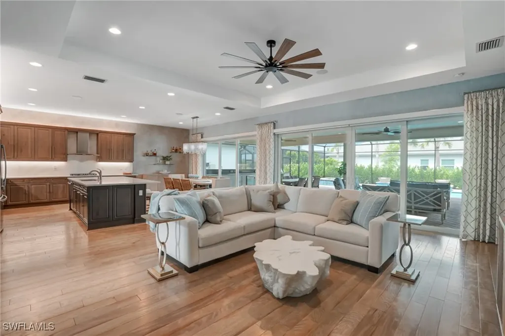 12068 Azalea Way Naples FL 34120