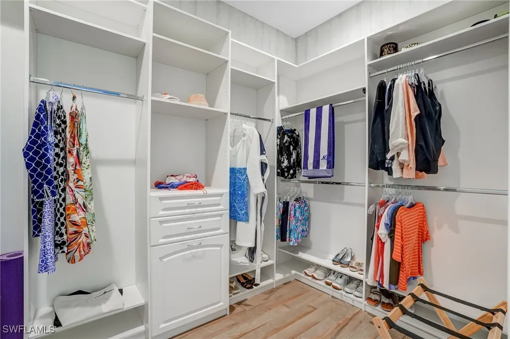 12068 Azalea Way Naples FL 34120
