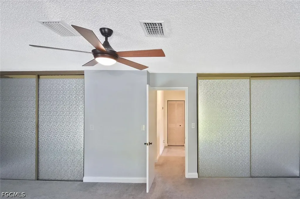 4295 Island Circle Fort Myers FL 33919