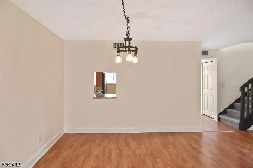 4295 Island Circle Fort Myers FL 33919