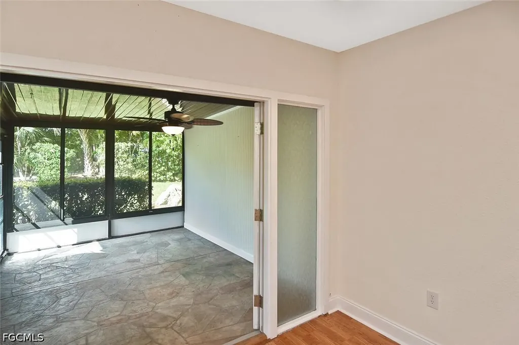 4295 Island Circle Fort Myers FL 33919
