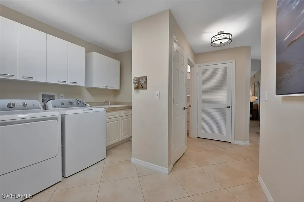 65 Silver Oaks Circle Naples FL 34119