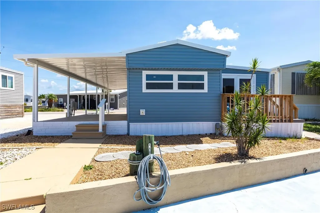 3913 Dewberry Lane St. James City FL 33956