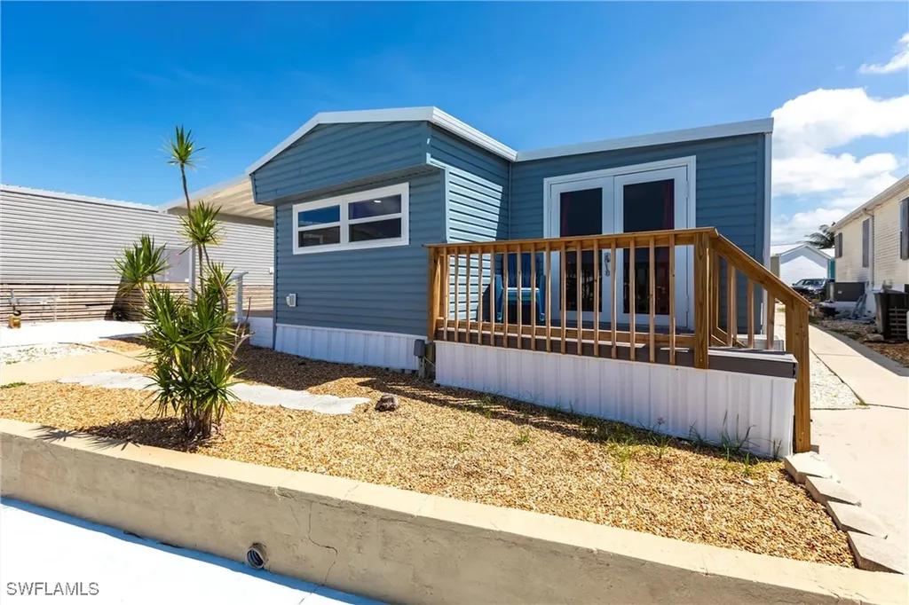 3913 Dewberry Lane St. James City FL 33956