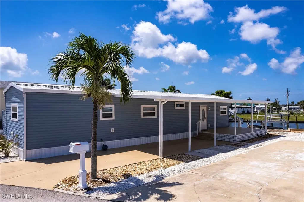 3913 Dewberry Lane St. James City FL 33956