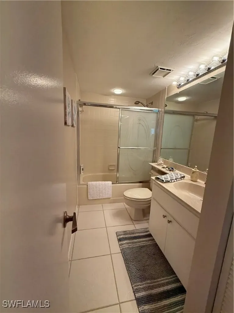 5590 Trailwinds Drive Fort Myers FL 33907