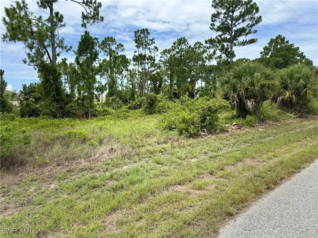 1244 Cordoba Street E Lehigh Acres FL 33974