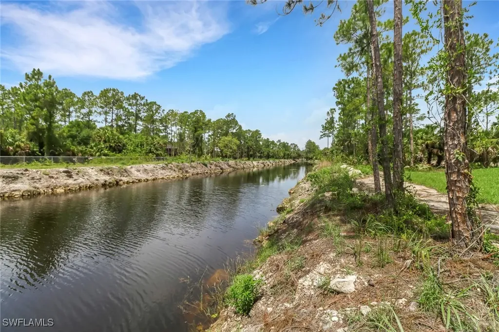 2342 10th Avenue SE Naples FL 34117