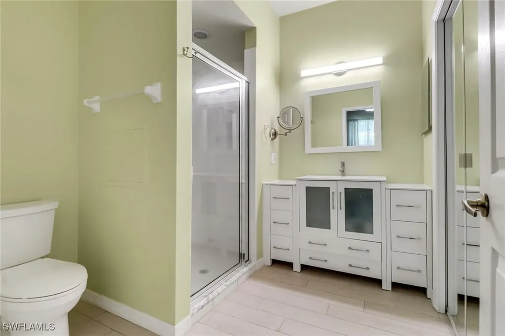 7585 Meadow Lakes Drive Naples FL 34104