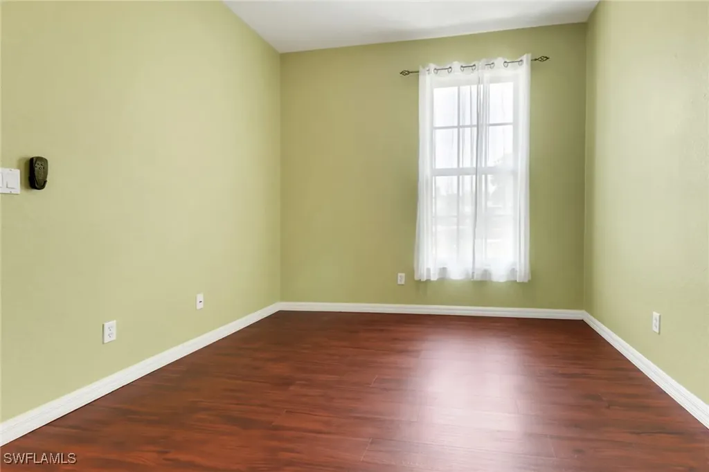 7585 Meadow Lakes Drive Naples FL 34104