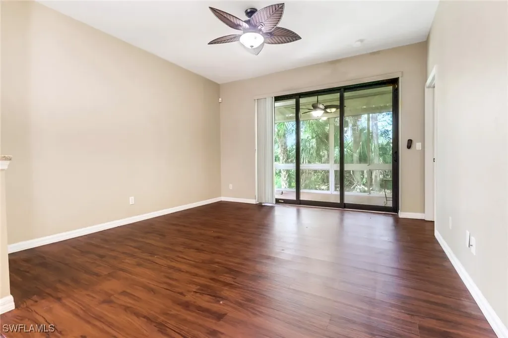 7585 Meadow Lakes Drive Naples FL 34104