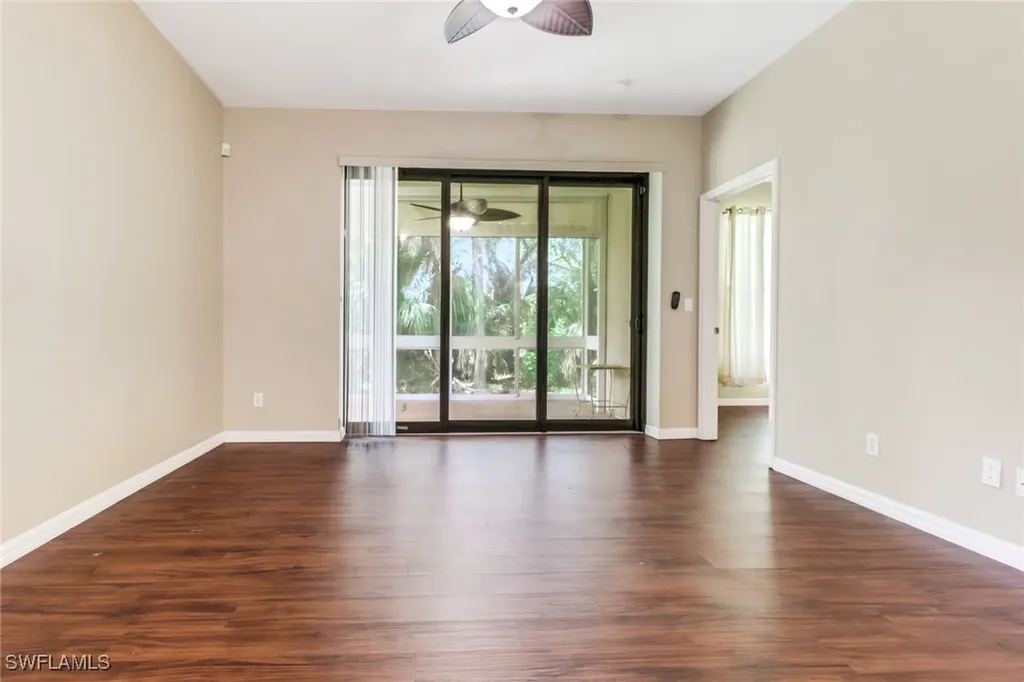 7585 Meadow Lakes Drive Naples FL 34104