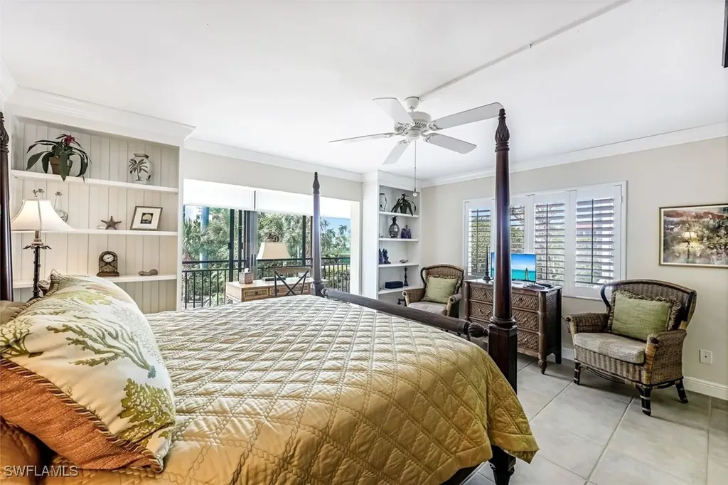 2216 Gulf Shore Boulevard N Naples FL 34102