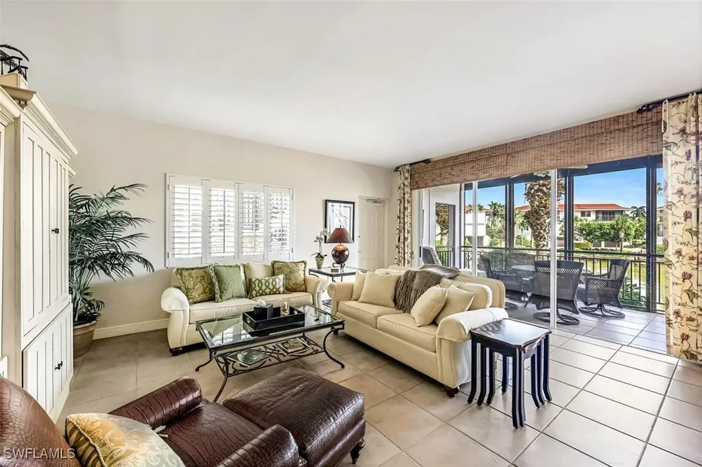 2216 Gulf Shore Boulevard N Naples FL 34102