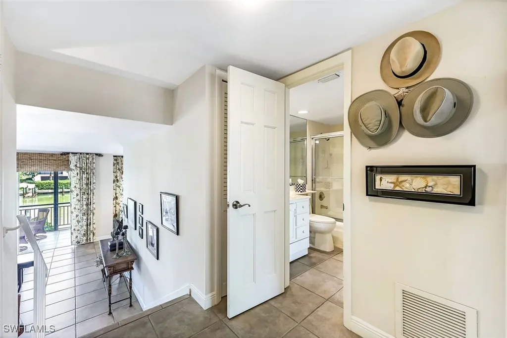2216 Gulf Shore Boulevard N Naples FL 34102