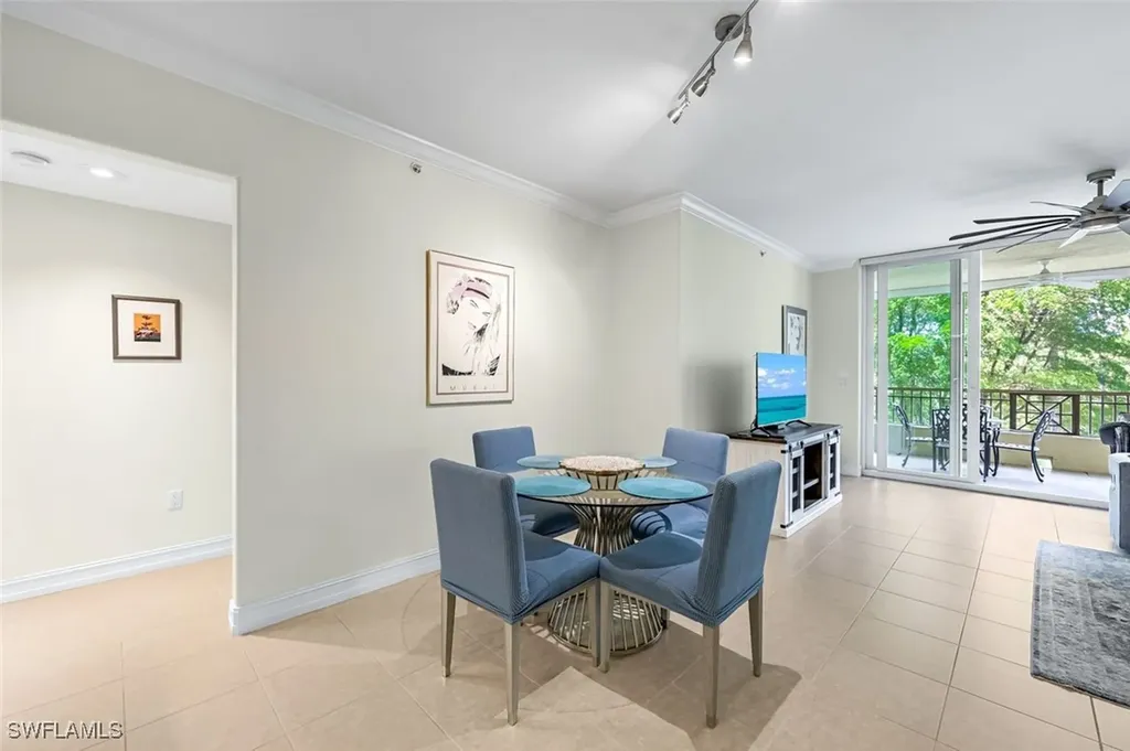 2728 Tiburon Boulevard E Naples FL 34109