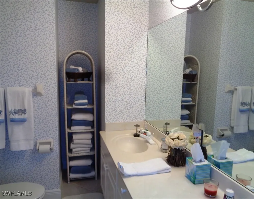 610 Laguna Royale Boulevard Naples FL 34119