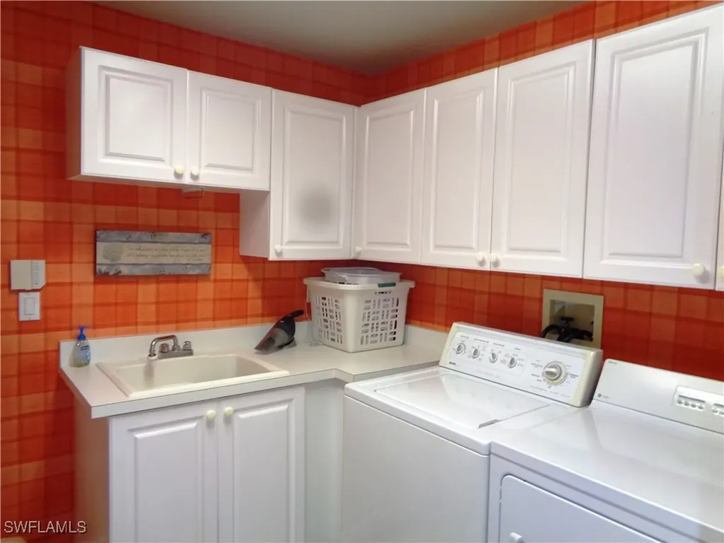 610 Laguna Royale Boulevard Naples FL 34119