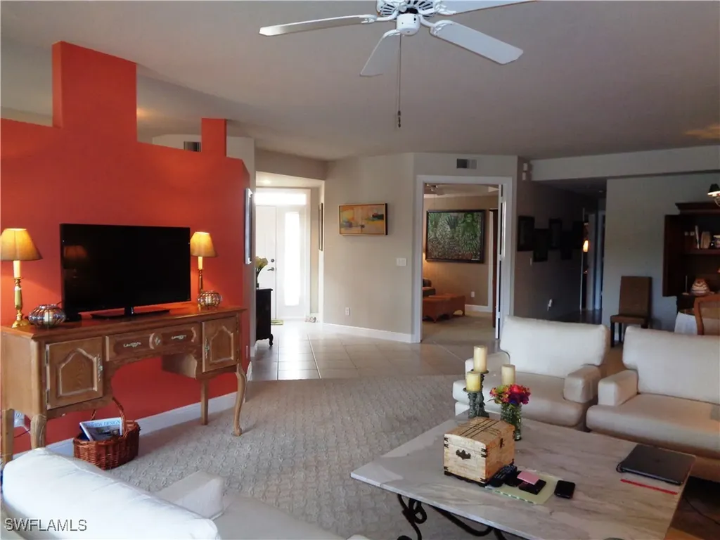 610 Laguna Royale Boulevard Naples FL 34119