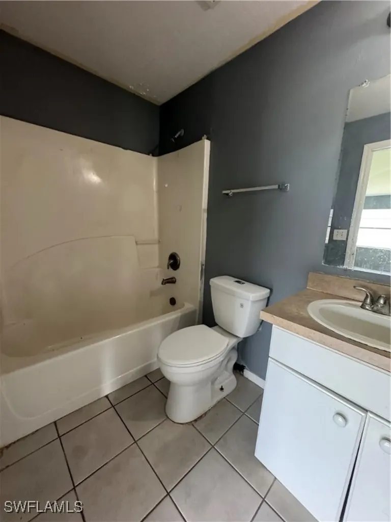 4541 21st Street SW Lehigh Acres FL 33973