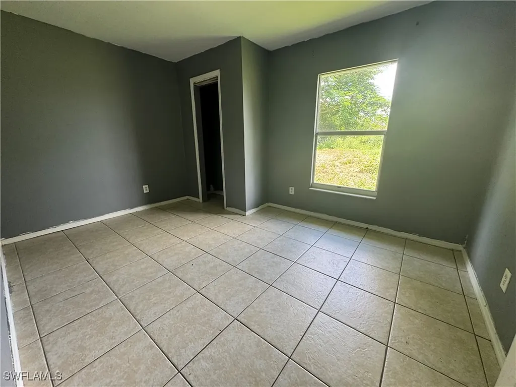 4541 21st Street SW Lehigh Acres FL 33973