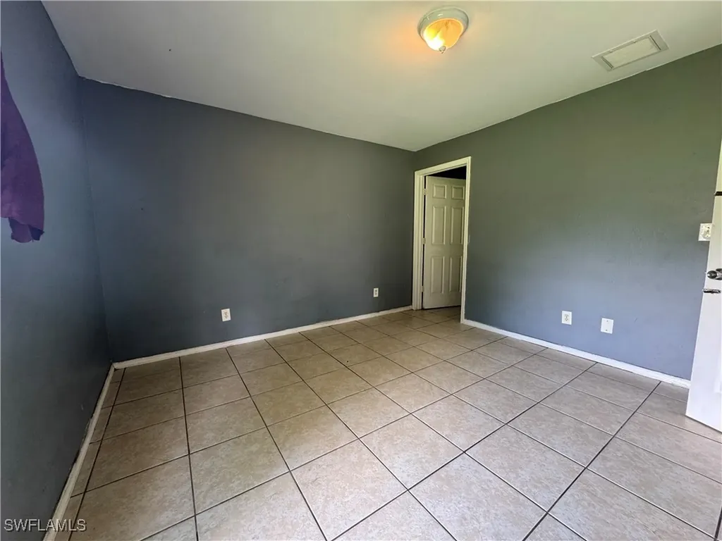4541 21st Street SW Lehigh Acres FL 33973