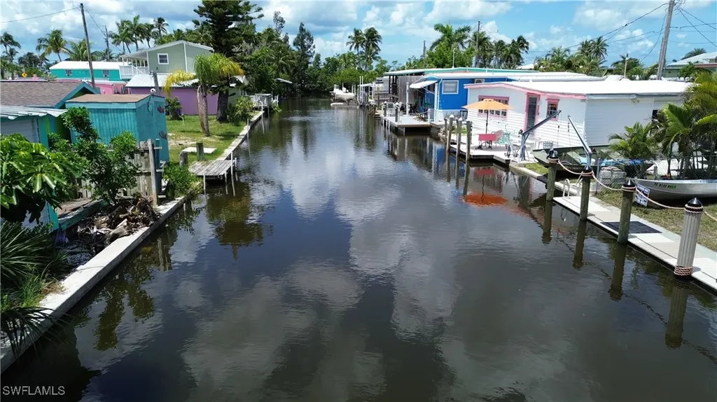 2595 Pine Street Matlacha FL 33993