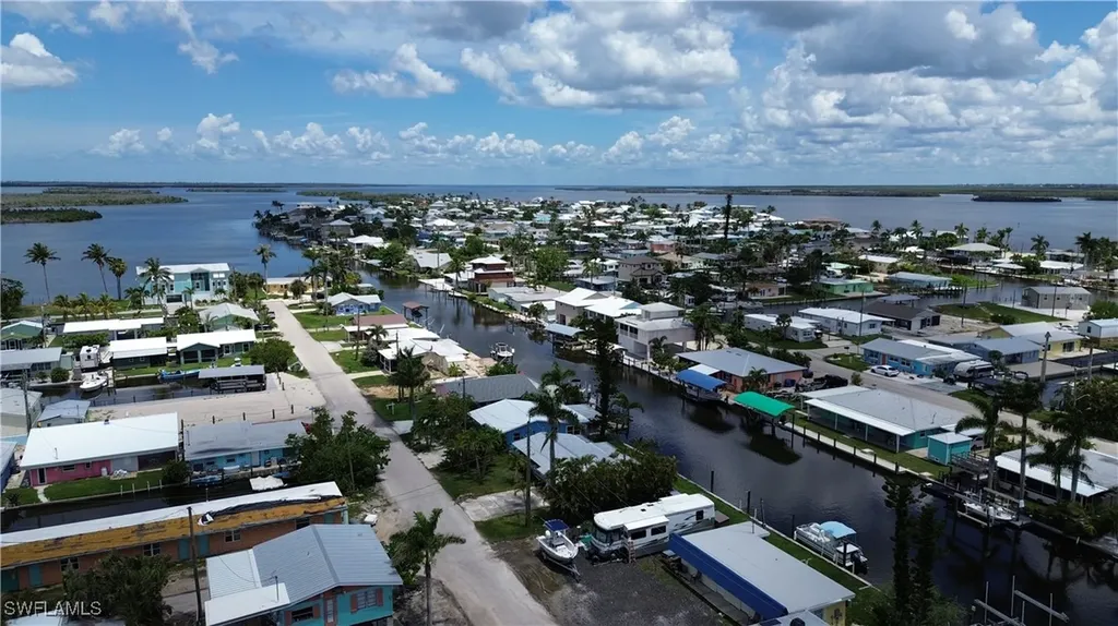 2595 Pine Street Matlacha FL 33993