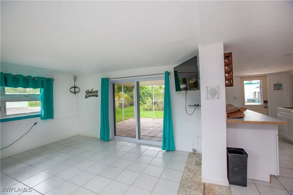 2595 Pine Street Matlacha FL 33993