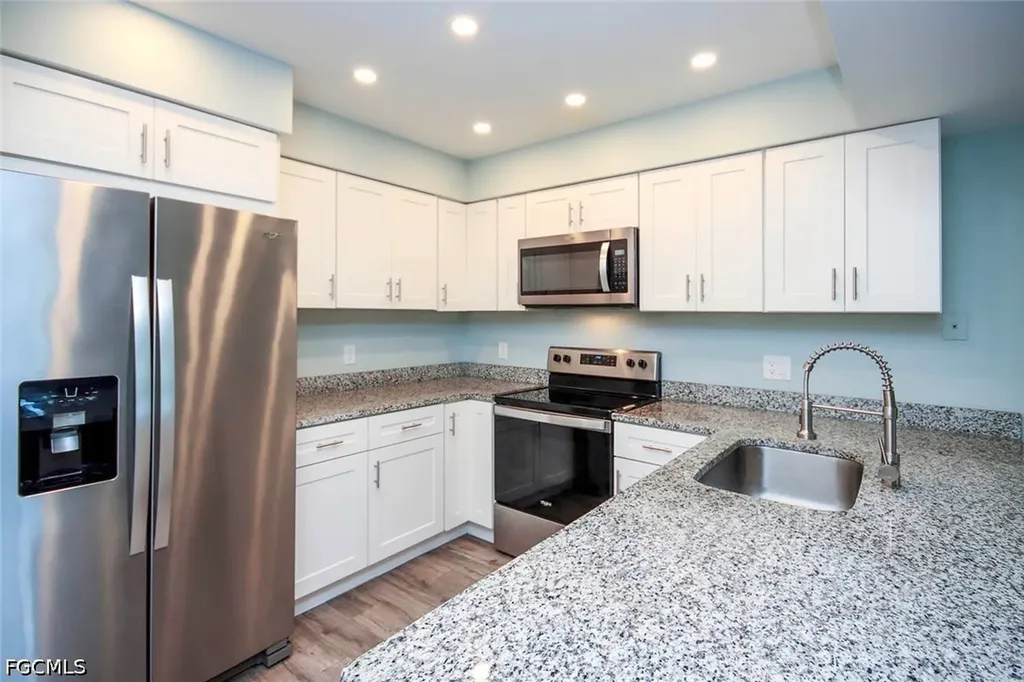 8849 Somerset Boulevard Fort Myers FL 33919