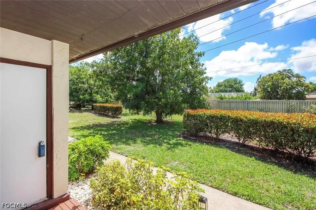 8849 Somerset Boulevard Fort Myers FL 33919