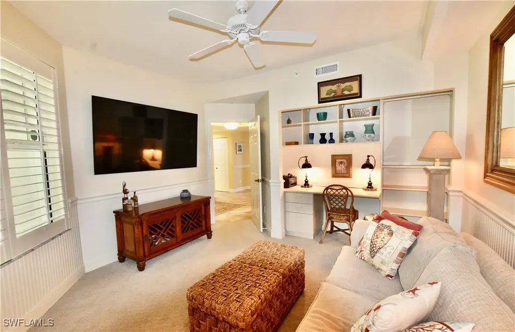 430 Cove Tower Drive Naples FL 34110