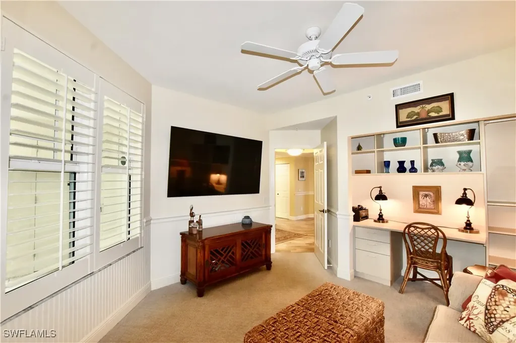 430 Cove Tower Drive Naples FL 34110