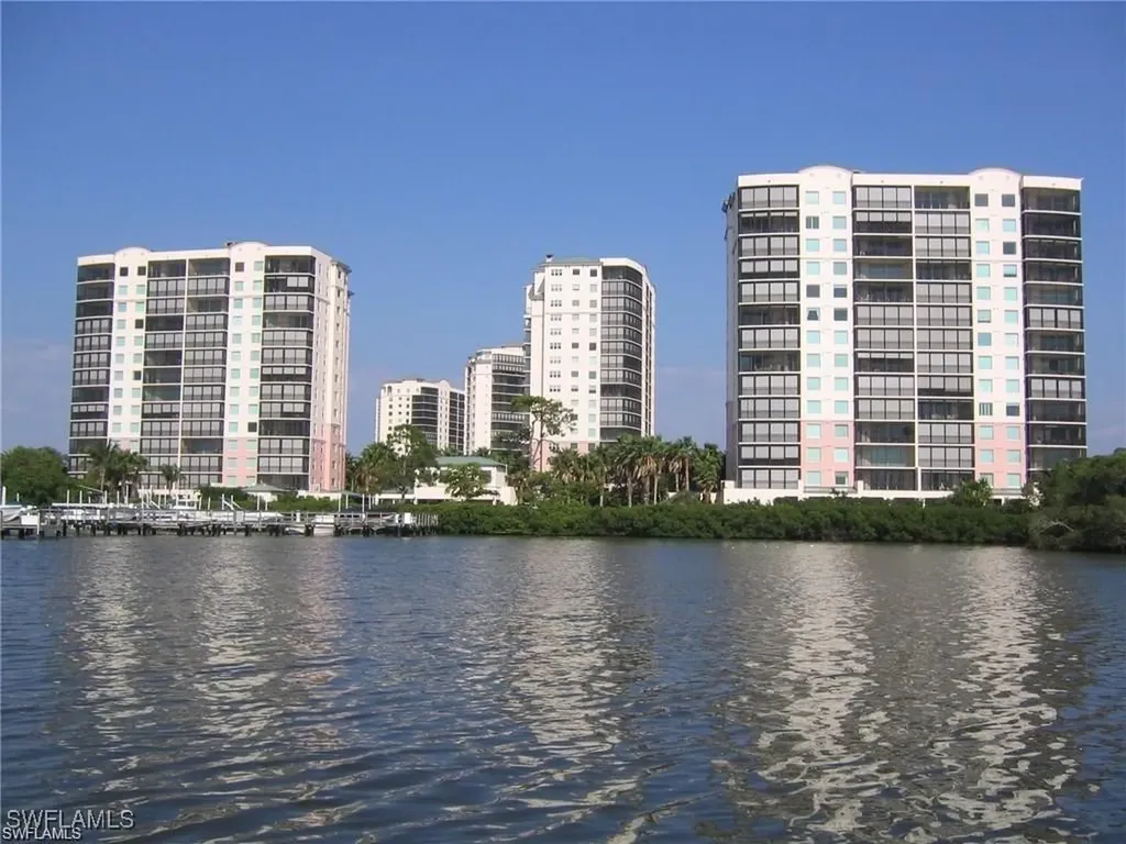 430 Cove Tower Drive Naples FL 34110